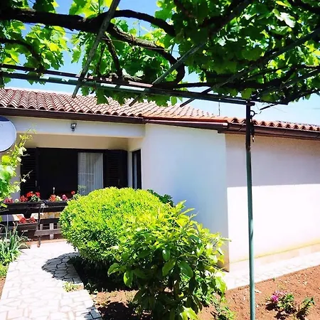 Apartment Leni Pula Zewnętrze zdjęcie